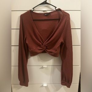 Low cut long sleeve crop top